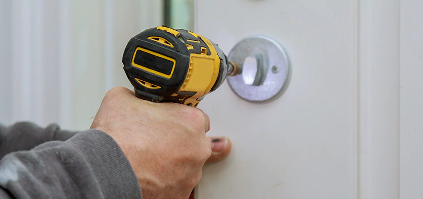 Street Locksmith For Smart Lock Repair in Merced, CA
